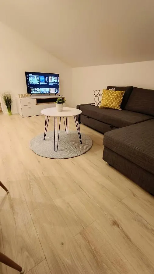 Apartment Apartman Leona Lovran Croatia