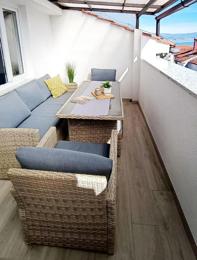 Apartman Leona Lovran Apartment