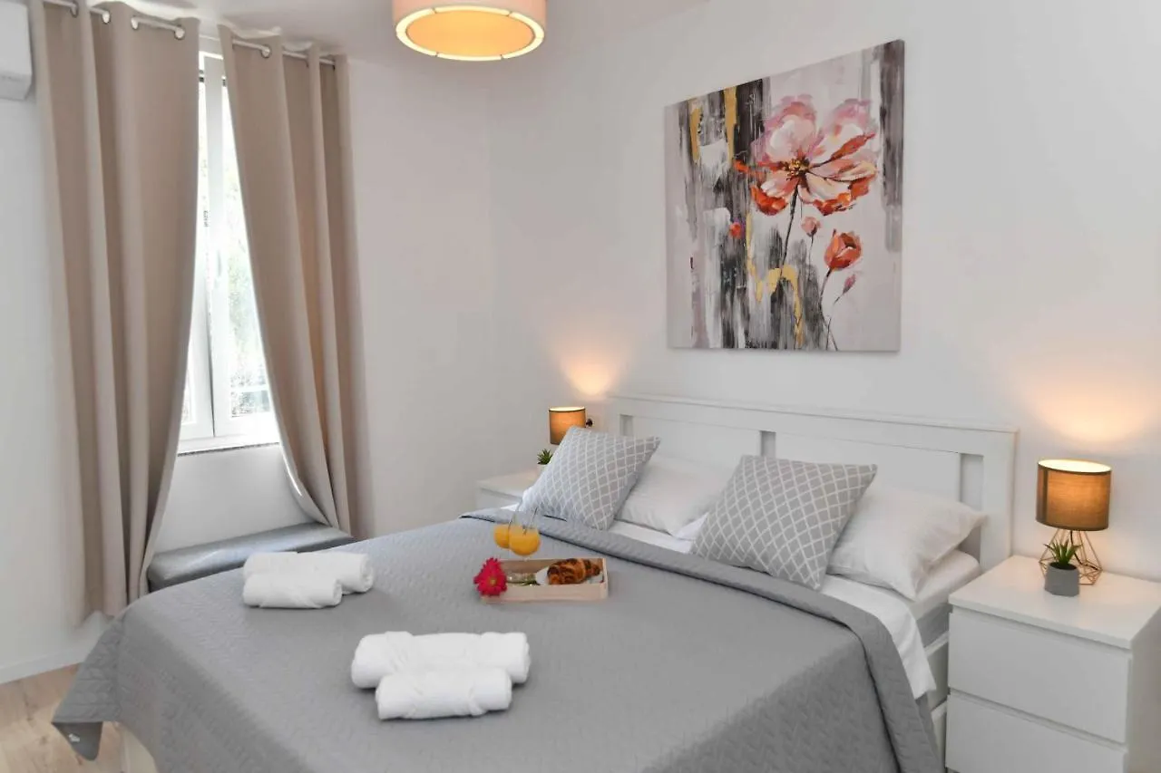 Apartment Apartman Leona Lovran Croatia