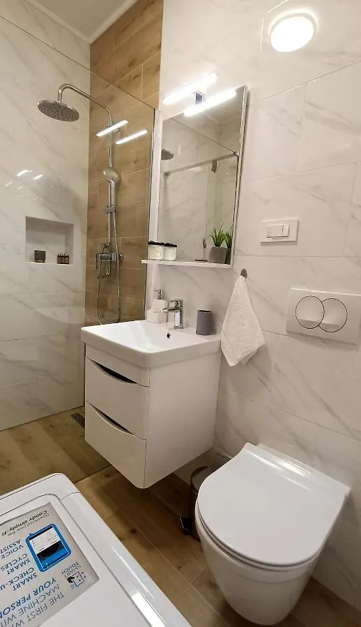Apartman Leona Lovran 0*,  Croatia