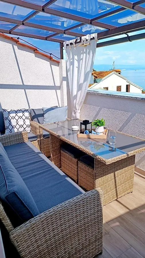 Apartman Leona Lovran